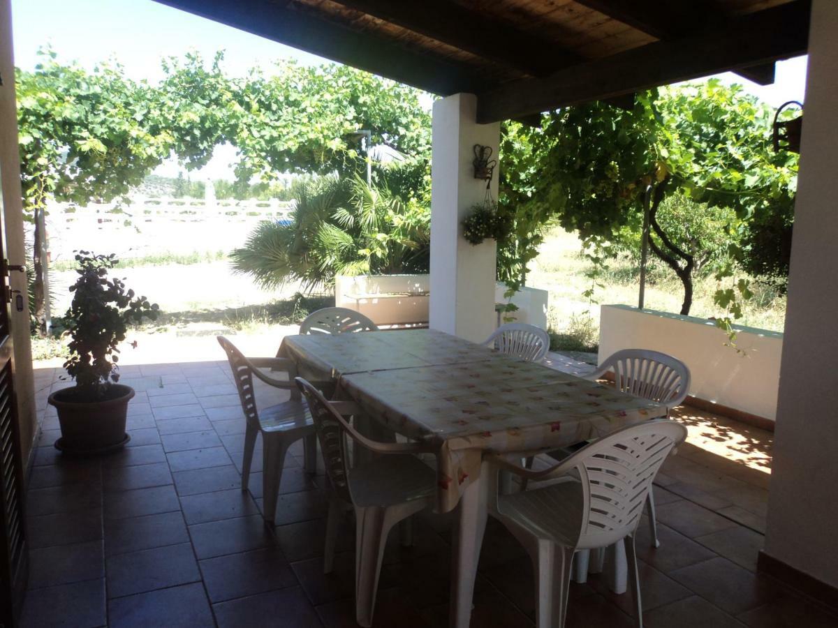 شقة Residenza Agrituristica Santa Lucia Con Piscina ألغيرو المظهر الخارجي الصورة